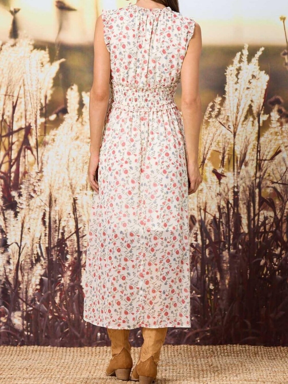 Max Studio Cream Floral Midi Dress with Red & Blue Blooms Size 2 Cottagecore{B26 - Picture 3 of 13
